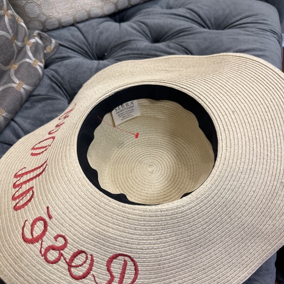 Rose all day  Panama hat by Serra - Picture 4 of 5